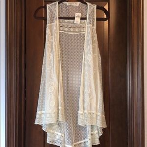 Abercrombie and Fitch long embroidered lace kimono